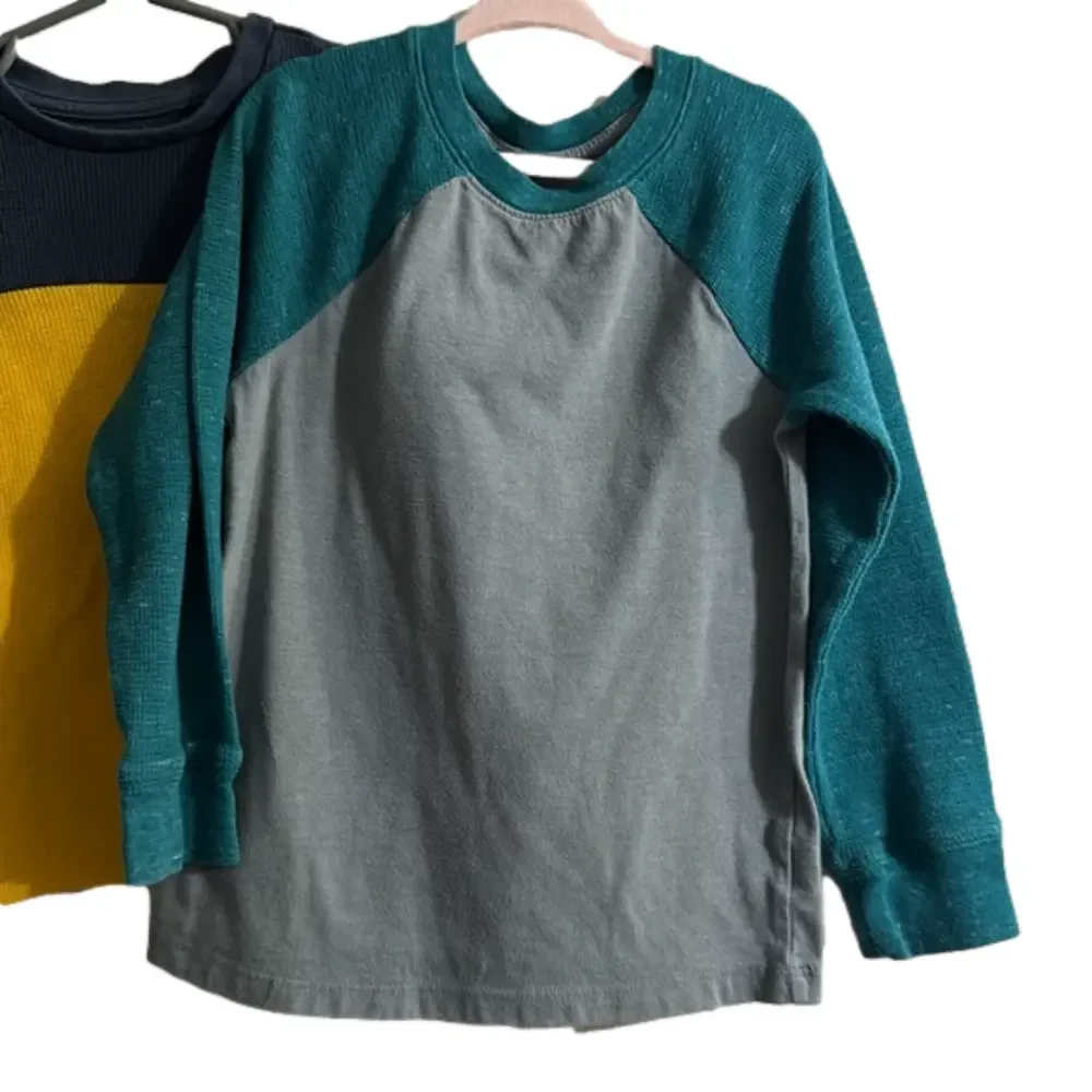 3 long sleeve shirts